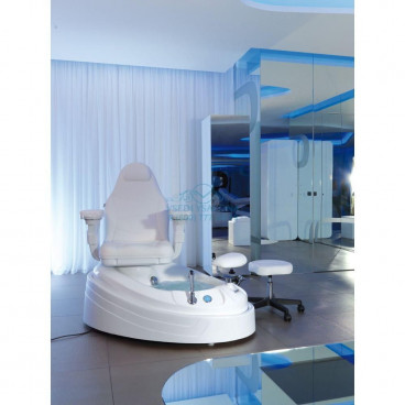 Педикюрное кресло с гидромассажной ванной "PEDI SPA"